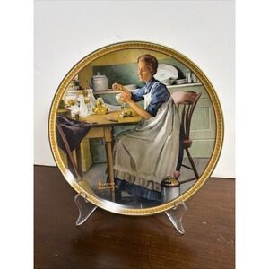 Knowles' Norman Rockwell Plate, "Working in the Kitchen", 1983 Plate #18725A
